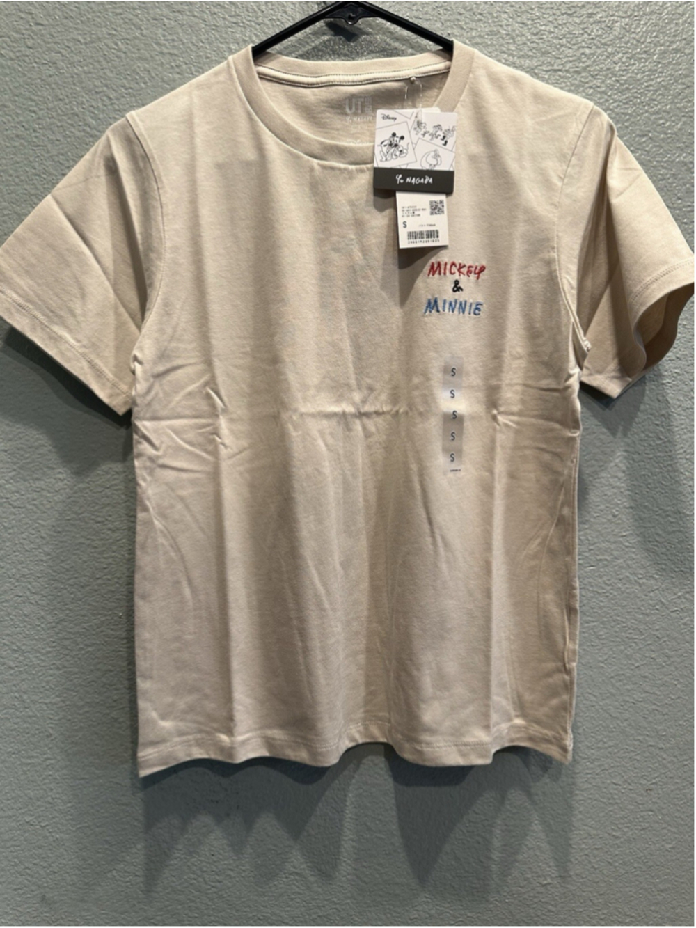 Uniqlo x Disney MAGIC FOR ALL w/ Yu Nagaba JP Mickey and Minnie Women Top - Picture 3 of 6